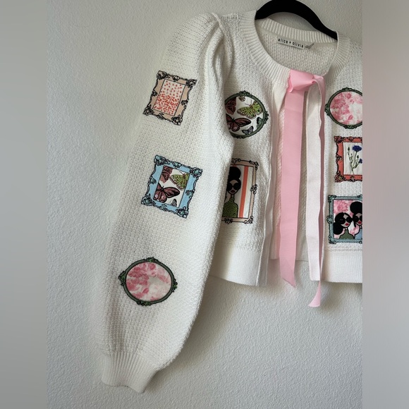 Alice + Olivia Kitty Stace Face Frame Wool Blend Cardigan - Picture 8 of 14